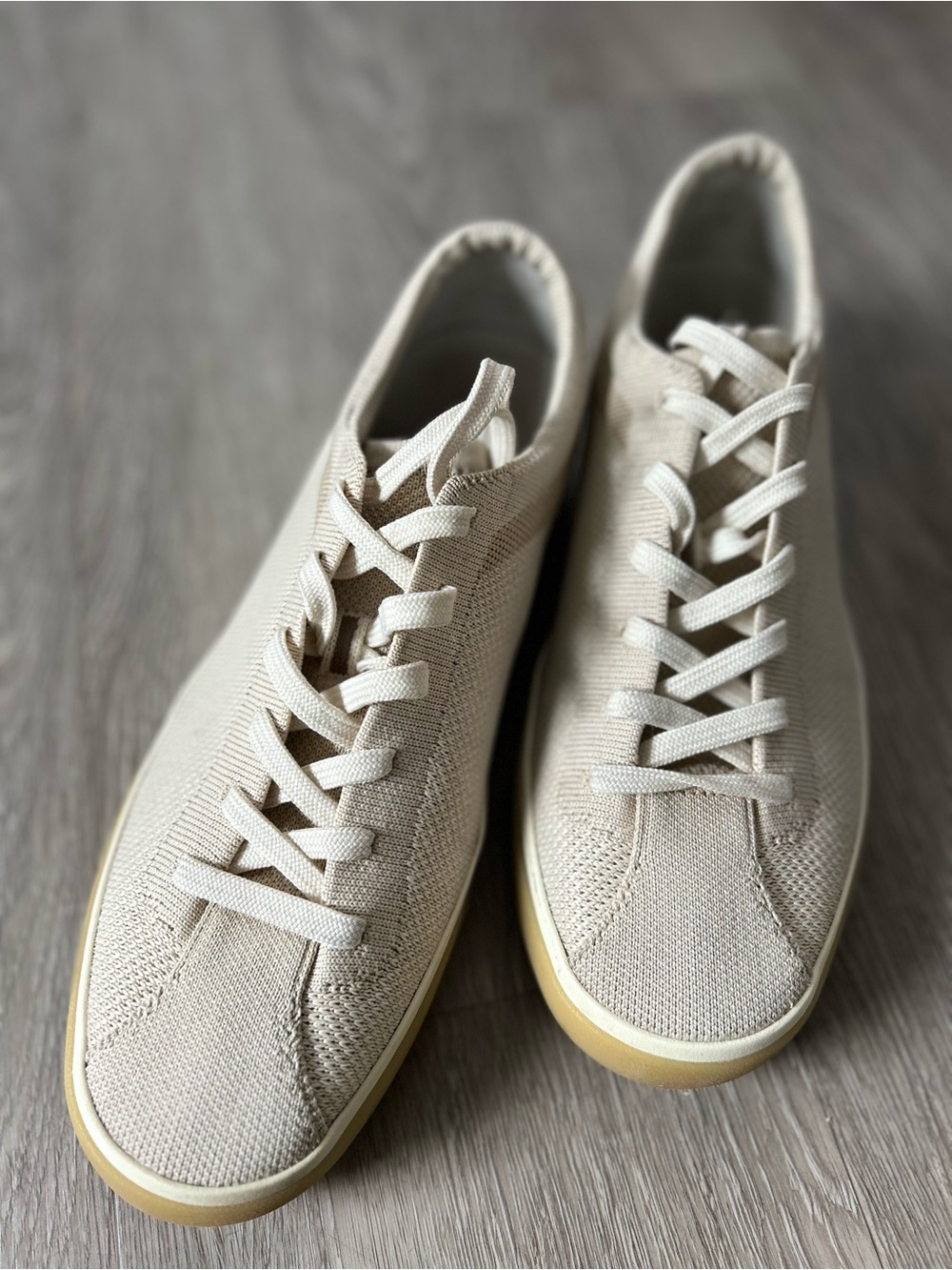 Rothy’s The Lace Up Sneaker in Tan Women’s Size 9